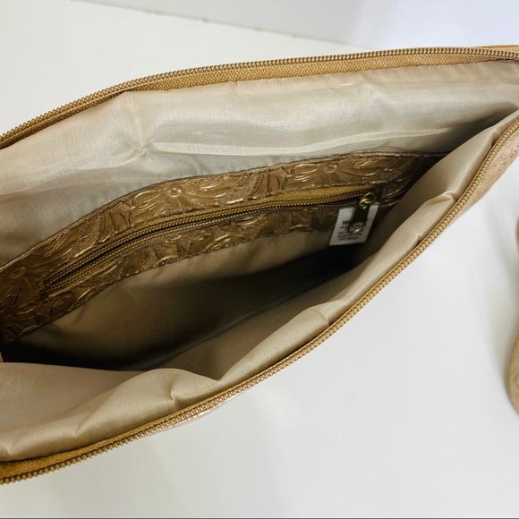 Gold engraved leather clutch and crossbody - Picture 5 of 10